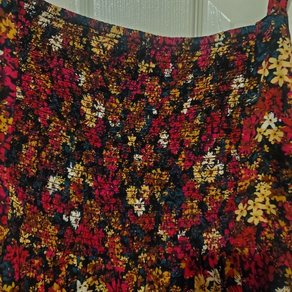 Floral Dress - Picture 4 of 7